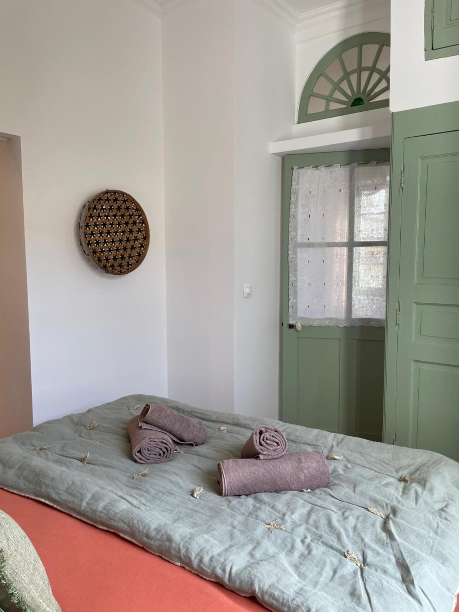 Appartamento L'écrin de Mona au coeur de Lourmarin Esterno foto
